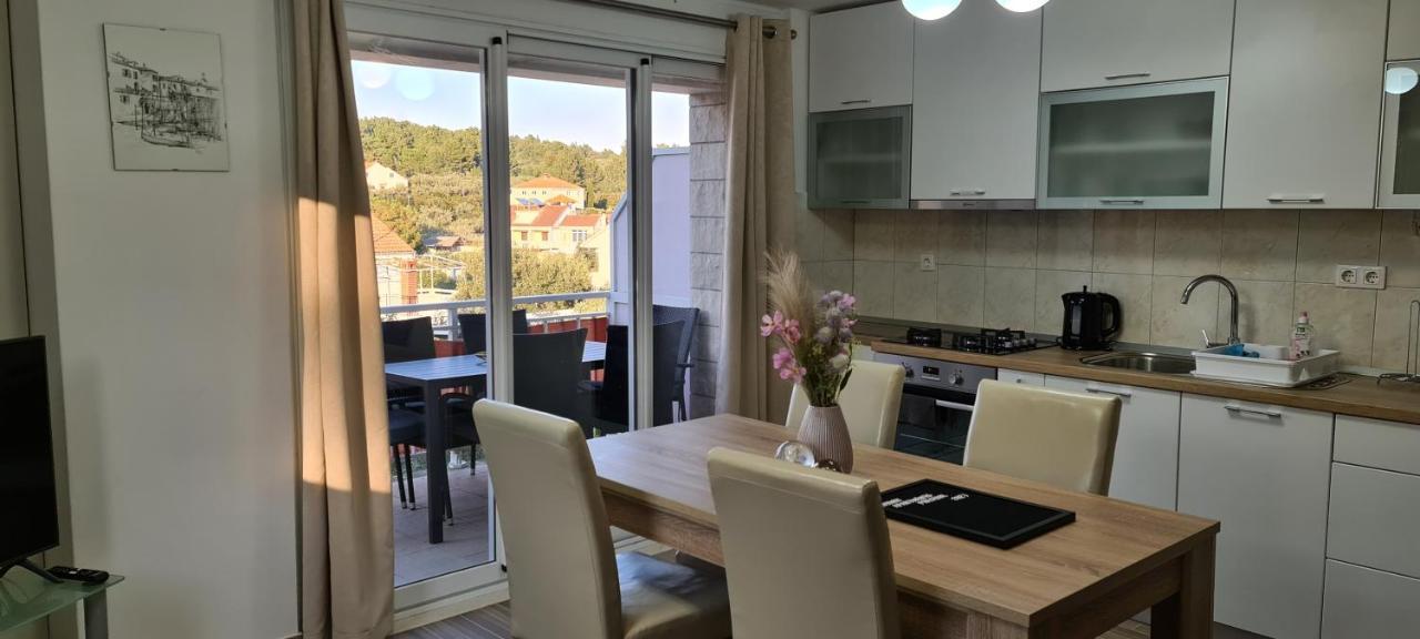 Luxury Apartments Oasis Lumbarda Dış mekan fotoğraf
