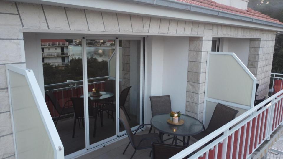 Luxury Apartments Oasis Lumbarda Dış mekan fotoğraf